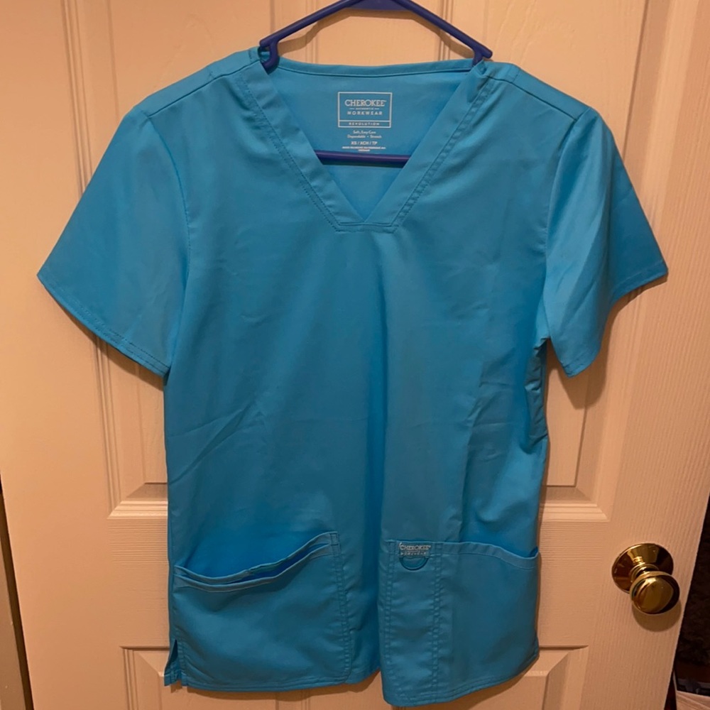 Scrub top